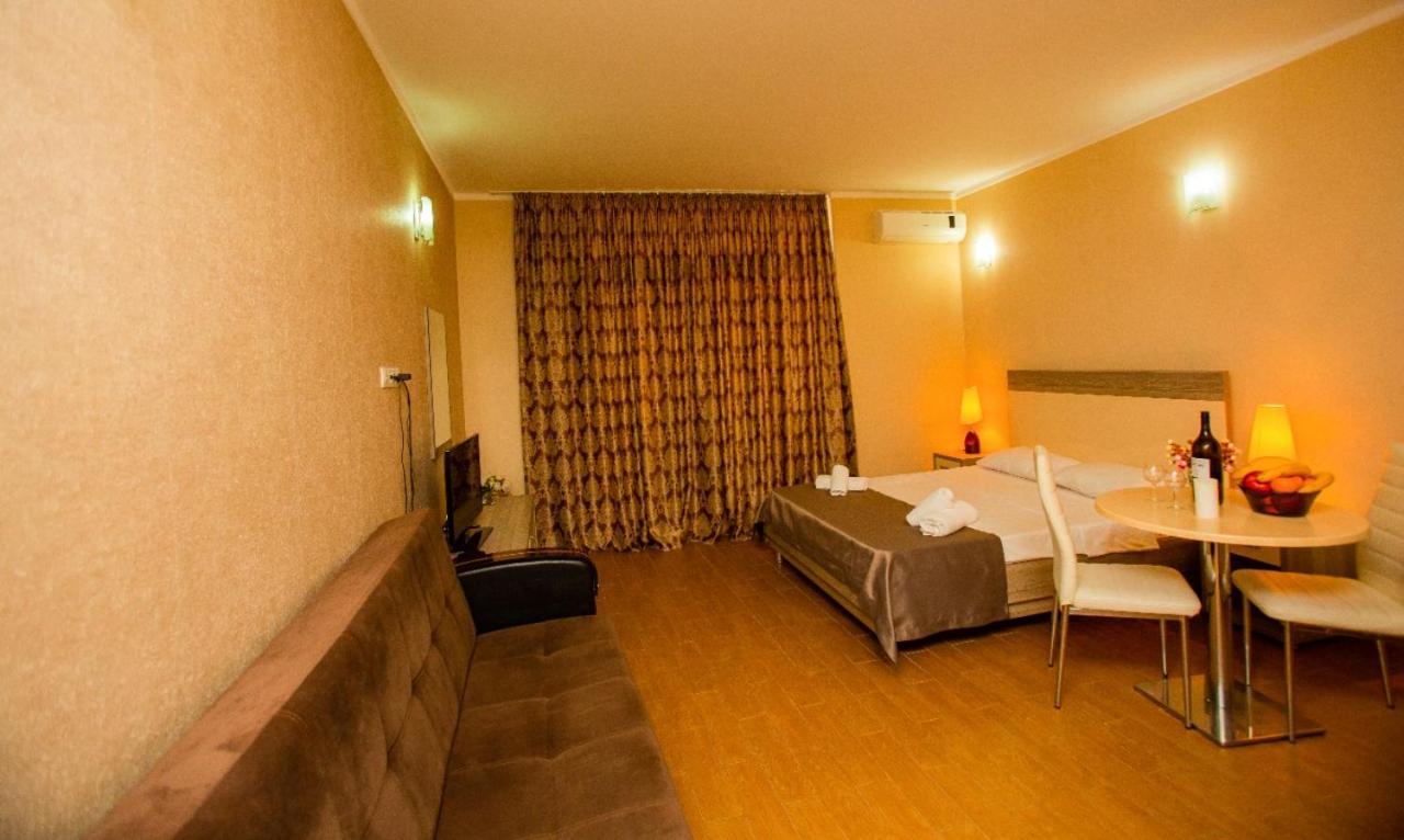 Luxury Apartments Batumi Eksteriør bilde