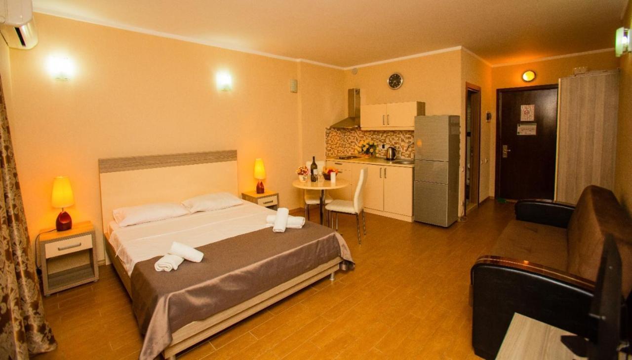 Luxury Apartments Batumi Eksteriør bilde