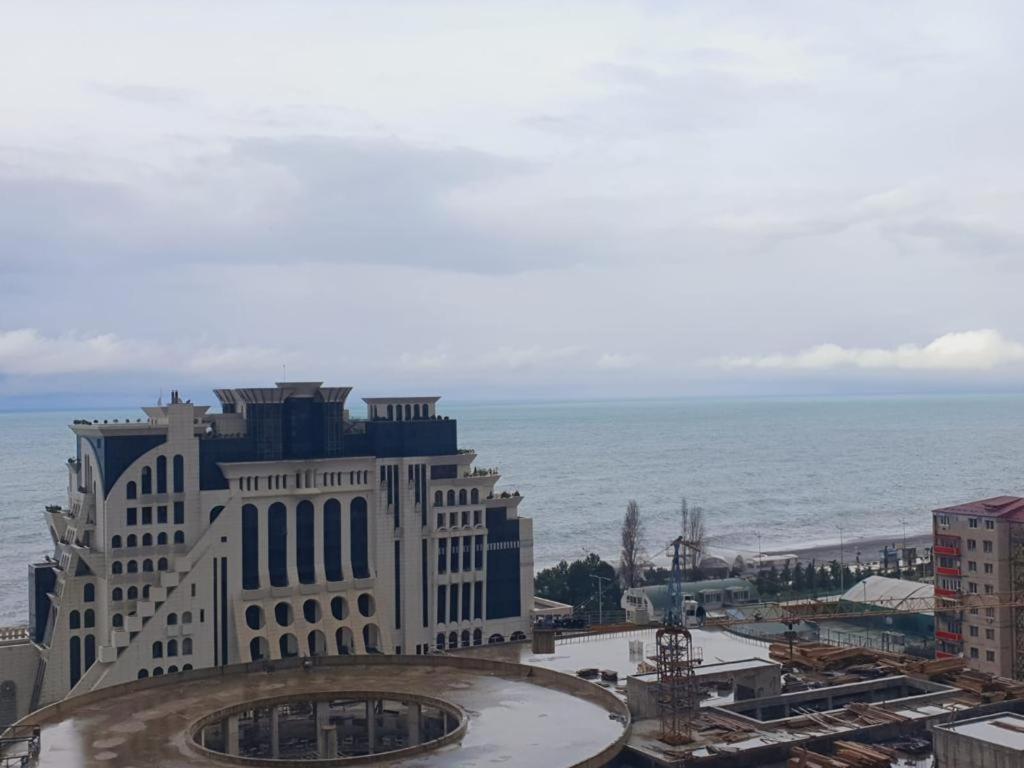 Luxury Apartments Batumi Eksteriør bilde