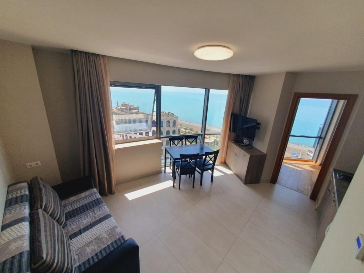 Luxury Apartments Batumi Eksteriør bilde