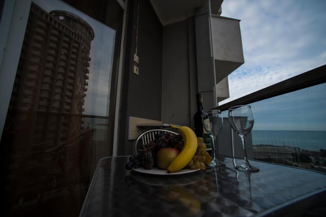 Luxury Apartments Batumi Eksteriør bilde