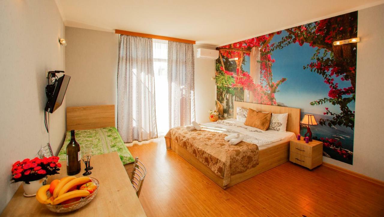 Luxury Apartments Batumi Eksteriør bilde
