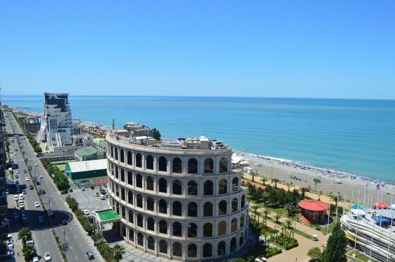 Luxury Apartments Batumi Eksteriør bilde