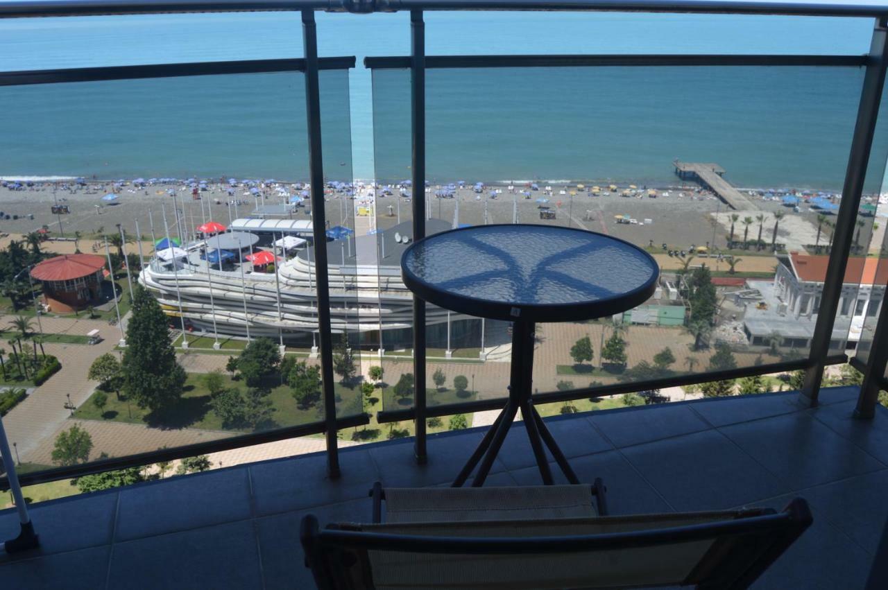 Luxury Apartments Batumi Eksteriør bilde